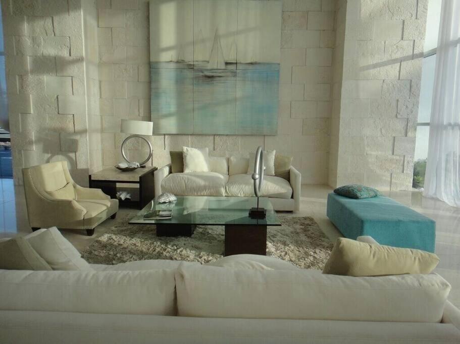 Beautiful 3 Bedroom, Fully Furnished, On The Beach Mazatlán Exterior foto