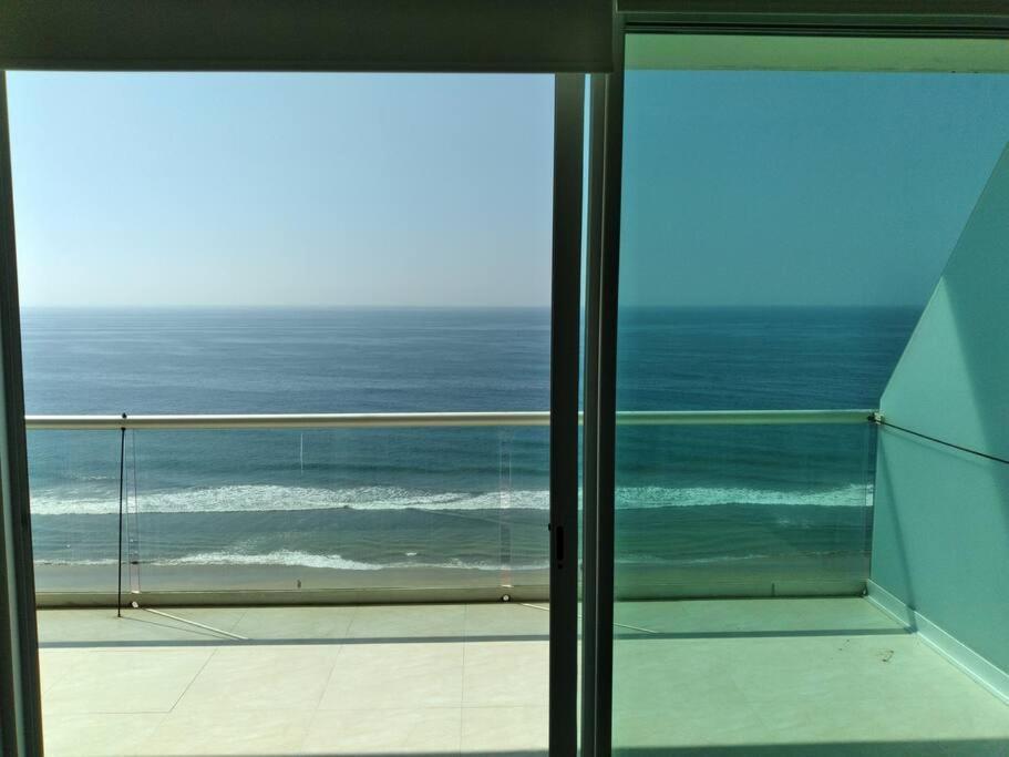Beautiful 3 Bedroom, Fully Furnished, On The Beach Mazatlán Exterior foto